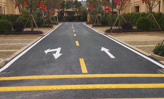 蘇州廠區(qū)道路劃線的標(biāo)準(zhǔn)有哪些？